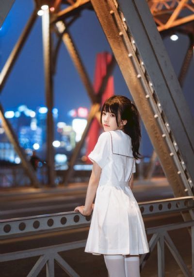 浴室激情hd免费看_DVD免费观看视频