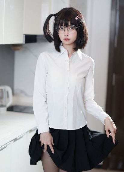 波多野结衣女教师_720神马影院手机在线